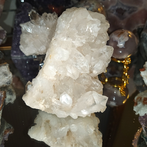 XL Clear Quartz Cluster - Picture 4 of 4